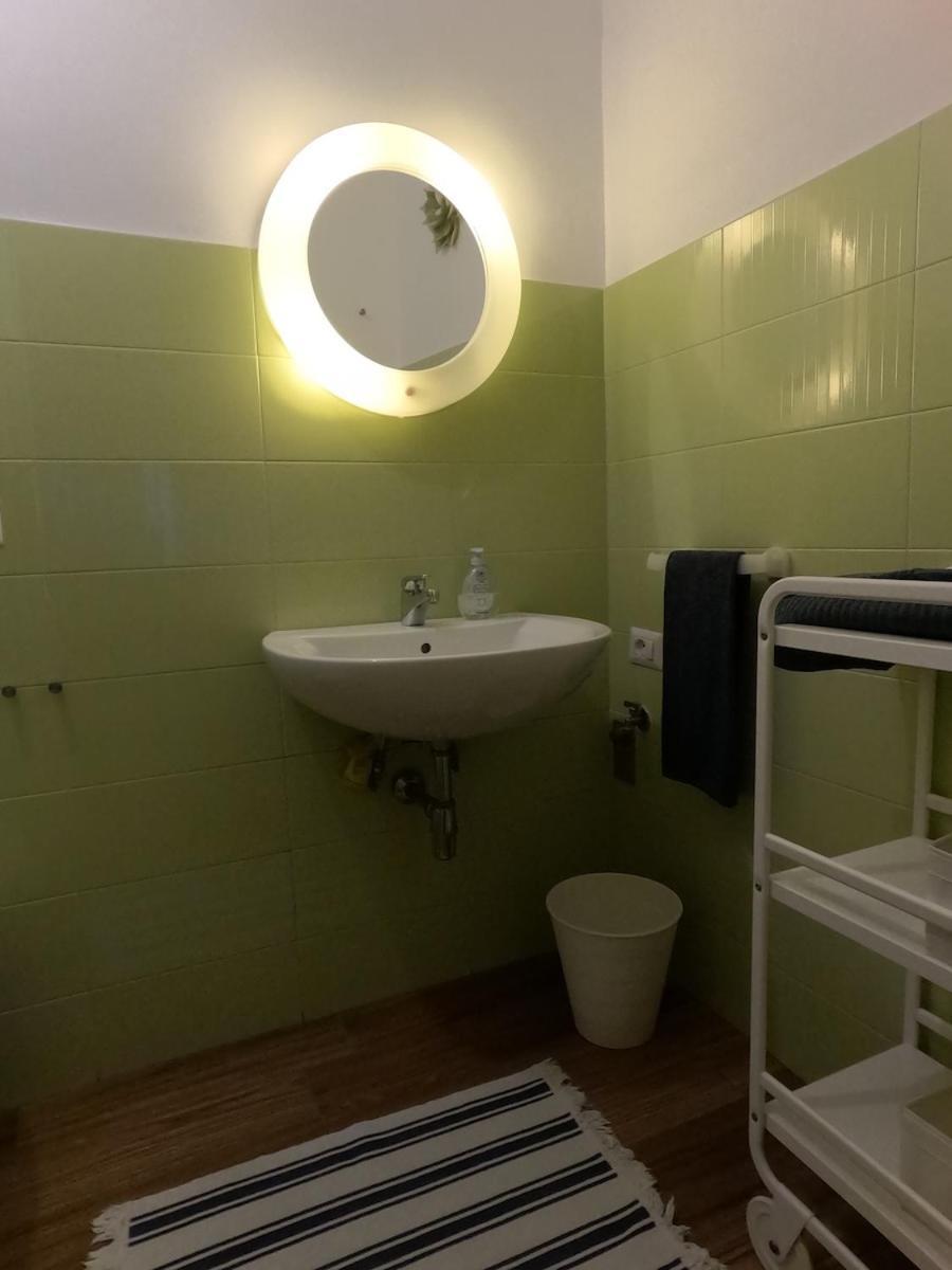 Apartamento Putignani 178 *